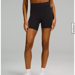 Wunder Train High-Rise Short 6" Lululemon Size 8